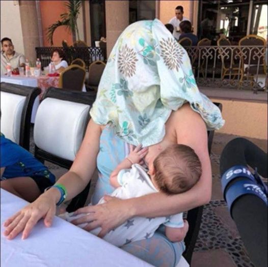 Texas mom breastfeeds newborn son at a restaurant, then stranger asks her to do something you won’t believe