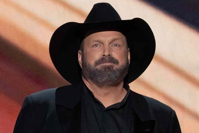 Garth Brooks’ friends fear for singer’s life amid latest rumors