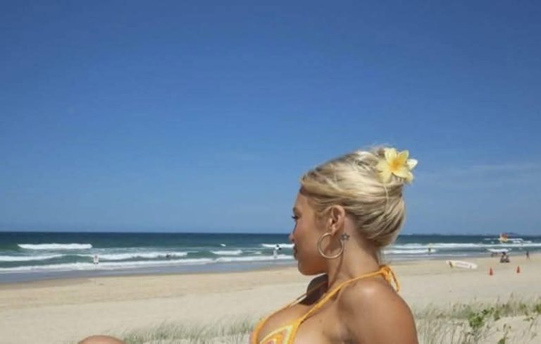 A Mom’s Bikini Is Causing Outrage At The Beach. Try Not To Gasp When You See It