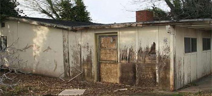 They List This House For $475000 Cash Only… Just Wait Till You See What’s Inside!