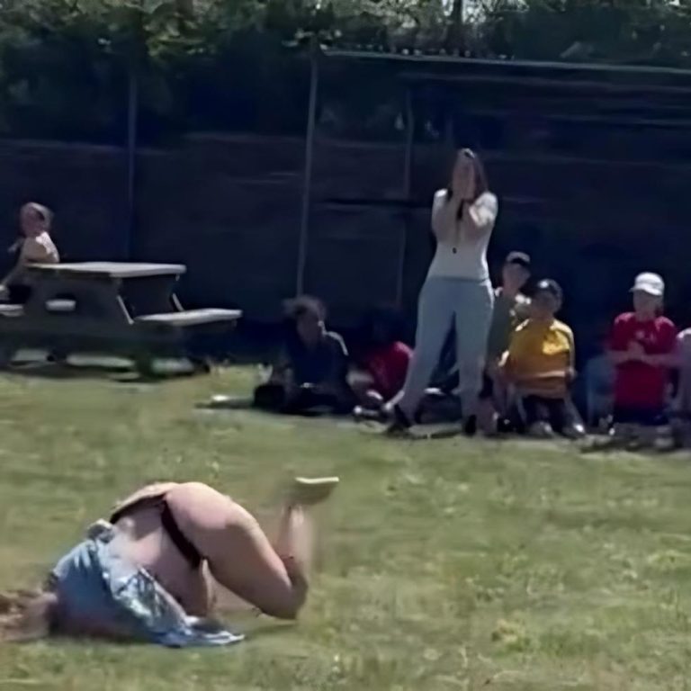 Mom Refuses To Run Race After Accidentally Mooning The Crowd