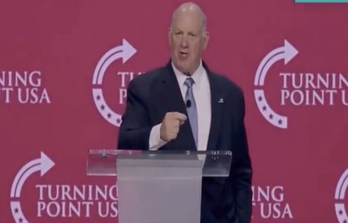 WATCH: Tom Homan Demolishes Heckler At TPUSA Event: ‘YOU LOSER!’