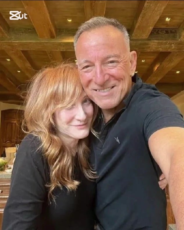 Our prayers for the Springsteen family. Tragic details below.