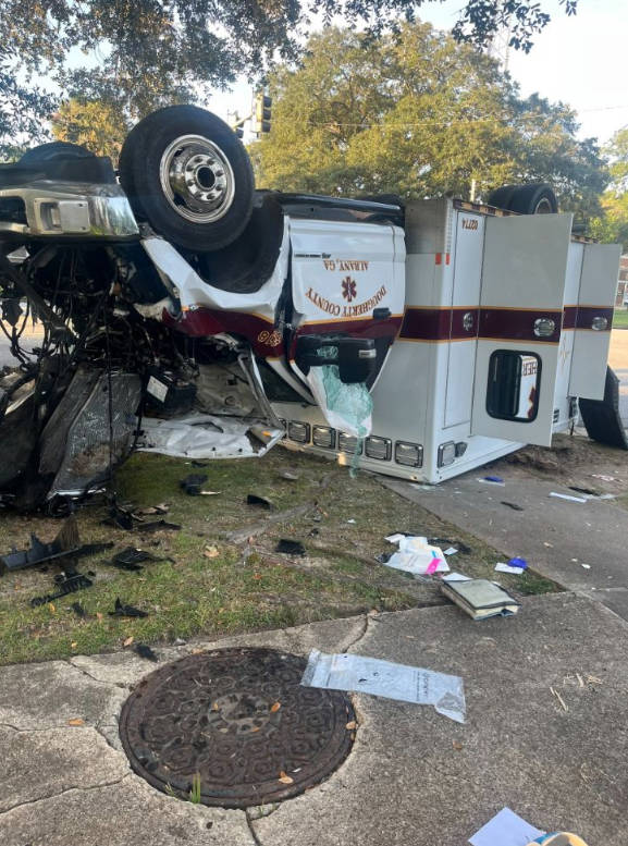 8 injured, including newborn child, in ambulance rollover crash!