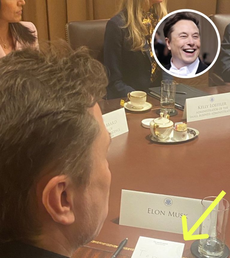 Photo Of Elon Musk At Cabinet Meeting Goes Viral After People Spot What’s Written On His Notepad