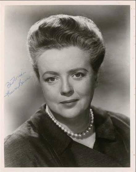 Frances Bavier: The Lasting Legacy Behind Television’s Beloved Aunt Bee
