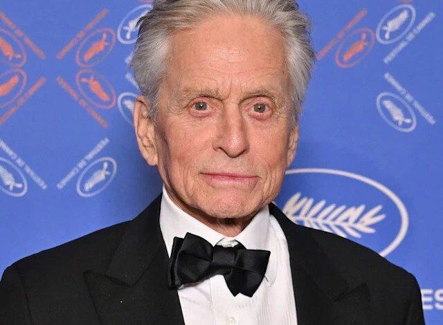 Catherine Zeta-Jones cant hold back her tears, He passed away today because!