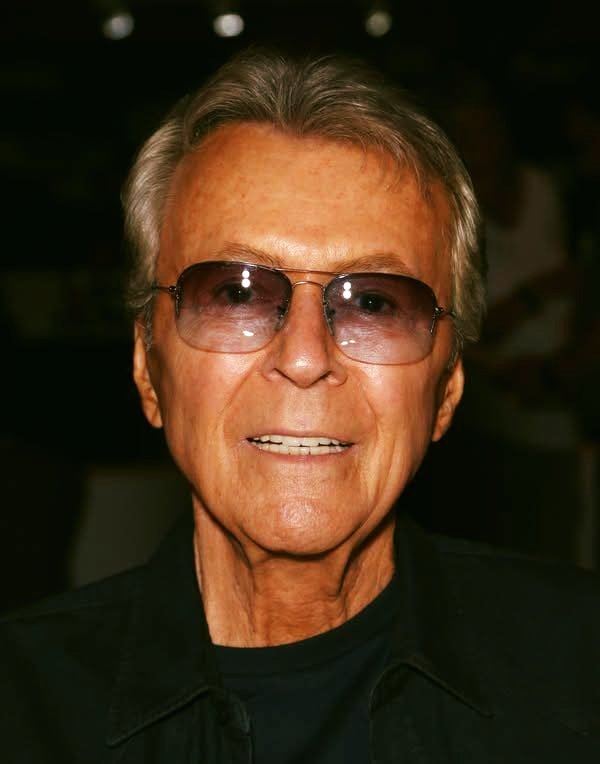 The Moonlight Slowly Fades Into Silence