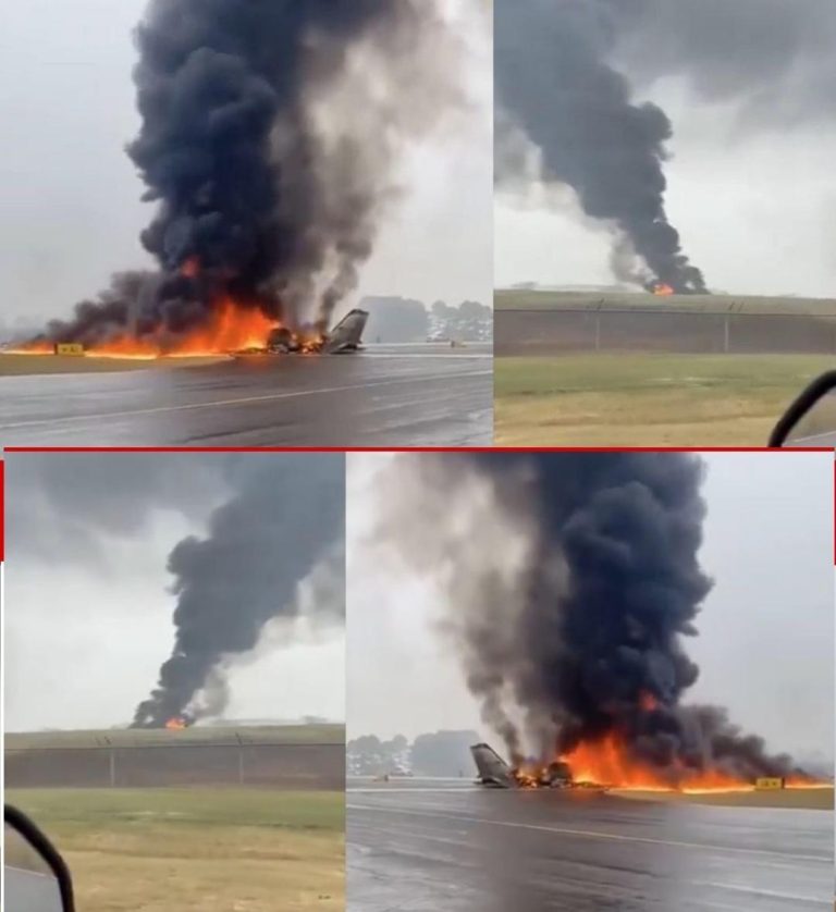 RIGHT NOW! PLANE WITH MORE THAN 244 ONBOARD JUST CRASH! See!