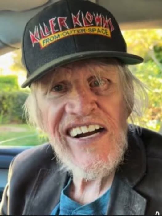 Internet Reacts as Former Screen Star Appears Transformed in Unusual Video
