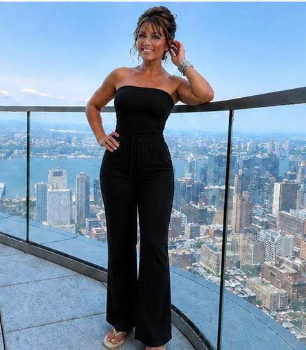Sarah Palin’s recent public appearance has caught the attention of viewers.